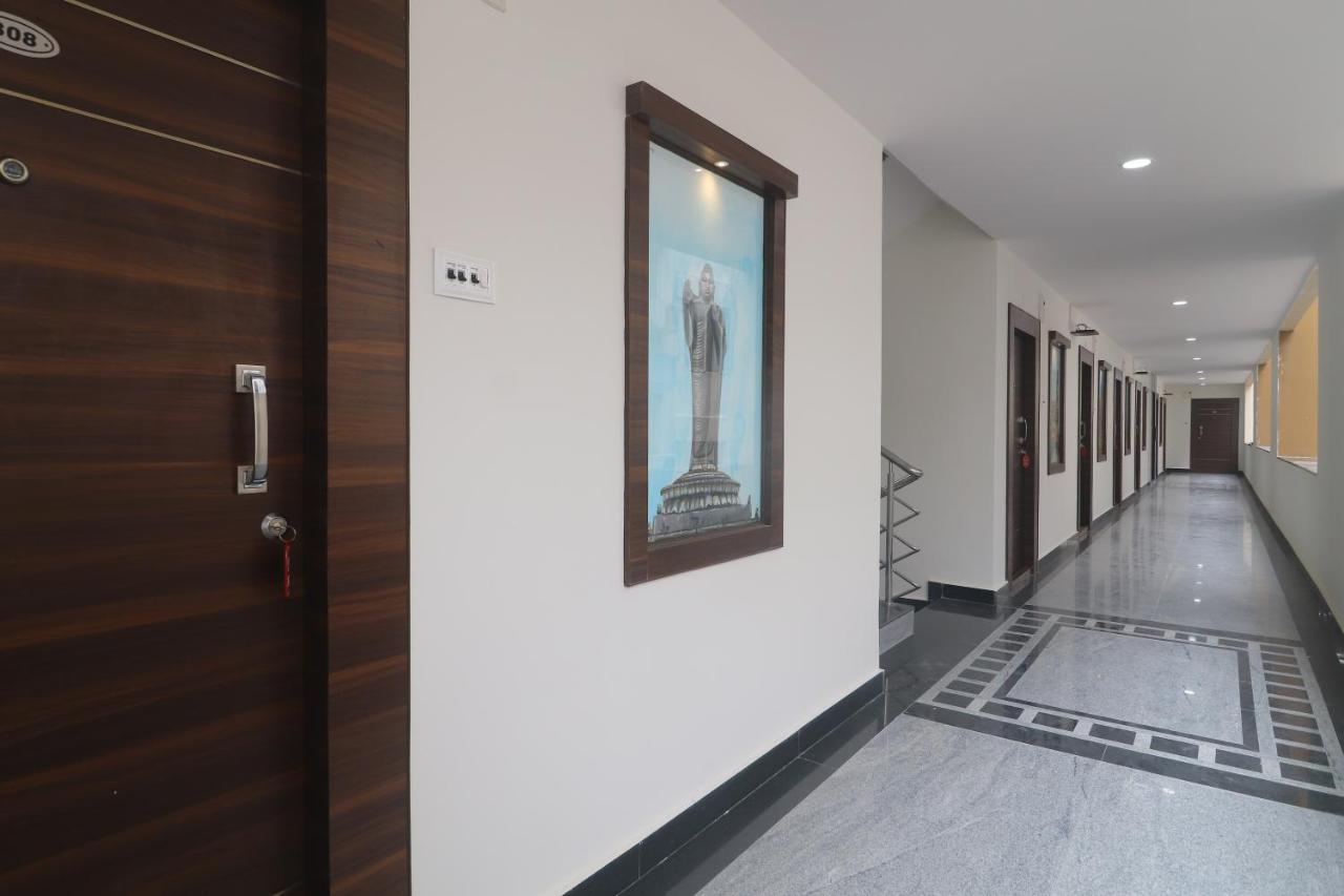 Unique Homestays Kondapur  Bagian luar foto